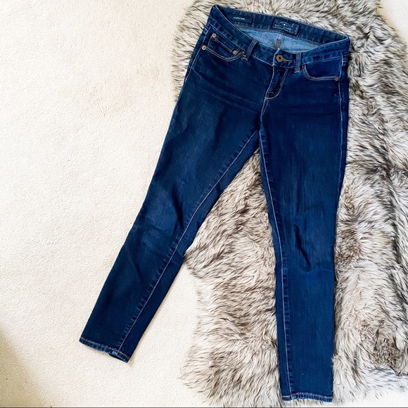 Gently Used Lucky Brand Lolita Capri Jeans Size 24 - Picture 3 of 4